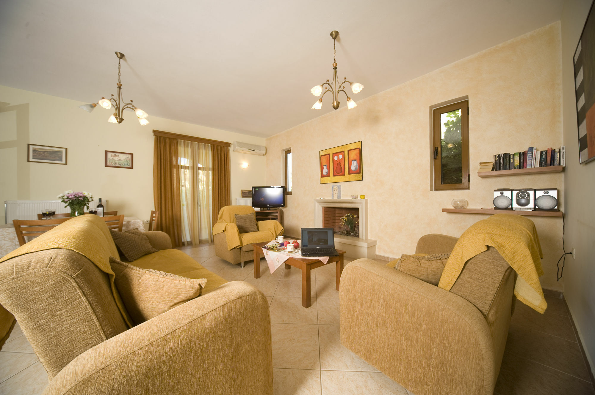 העיירה רתימנו Aloni Villas מראה חיצוני תמונה