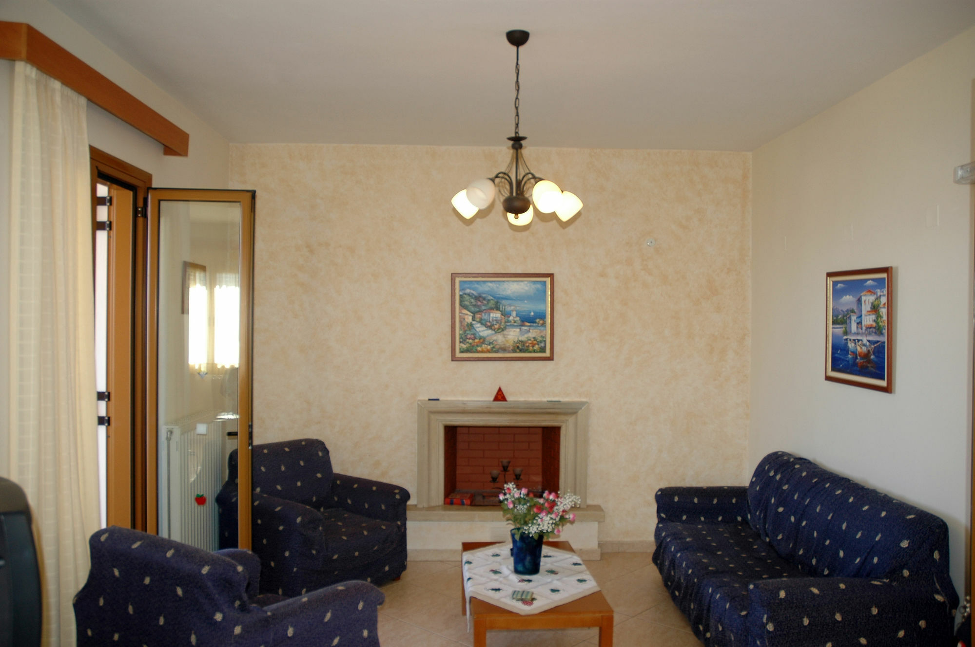 העיירה רתימנו Aloni Villas מראה חיצוני תמונה